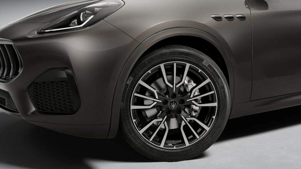 Maserati Grecale 2.0 Mhev Suv Zf 4Wd Euro 6 Ss 300 P Grey #4
