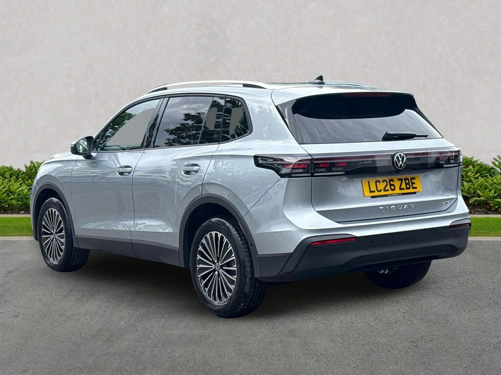 Volkswagen Tiguan 1.5 Etsi 150 Match Dsg Silver #2