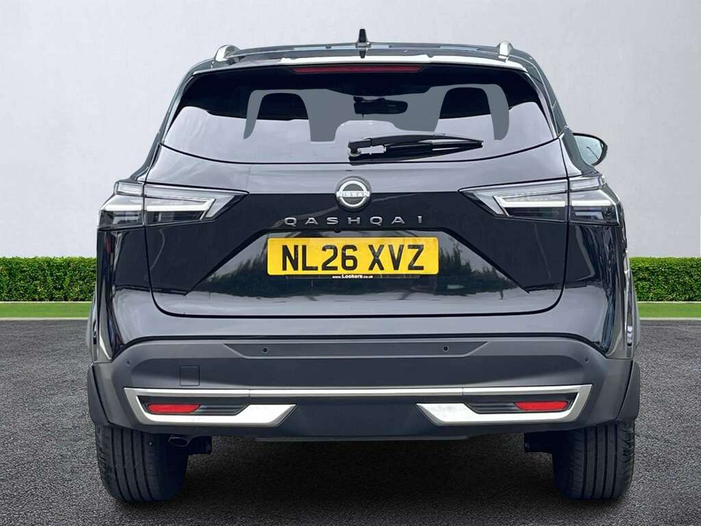 Nissan Qashqai 1.3 Dig-t Mh N-connecta NL26XVZ Black #5