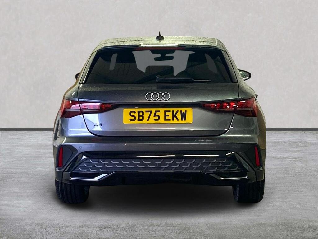 Audi A3 1.5 Tfsie S Line Sportback Plug-in Hybr Grey #4