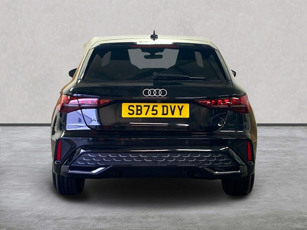 Audi A3 1.5 Tfsie S Line Sportback Plug-in Hybr Black #4