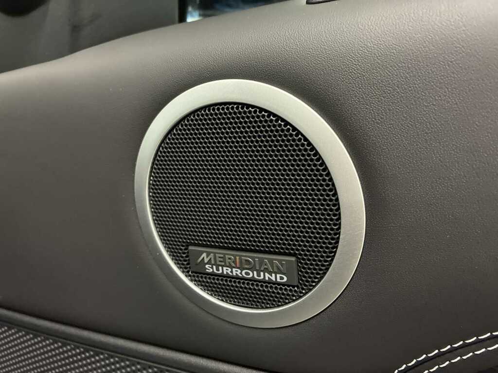 Land Rover Discovery D350 Se Commercial Santorini Black Black #23