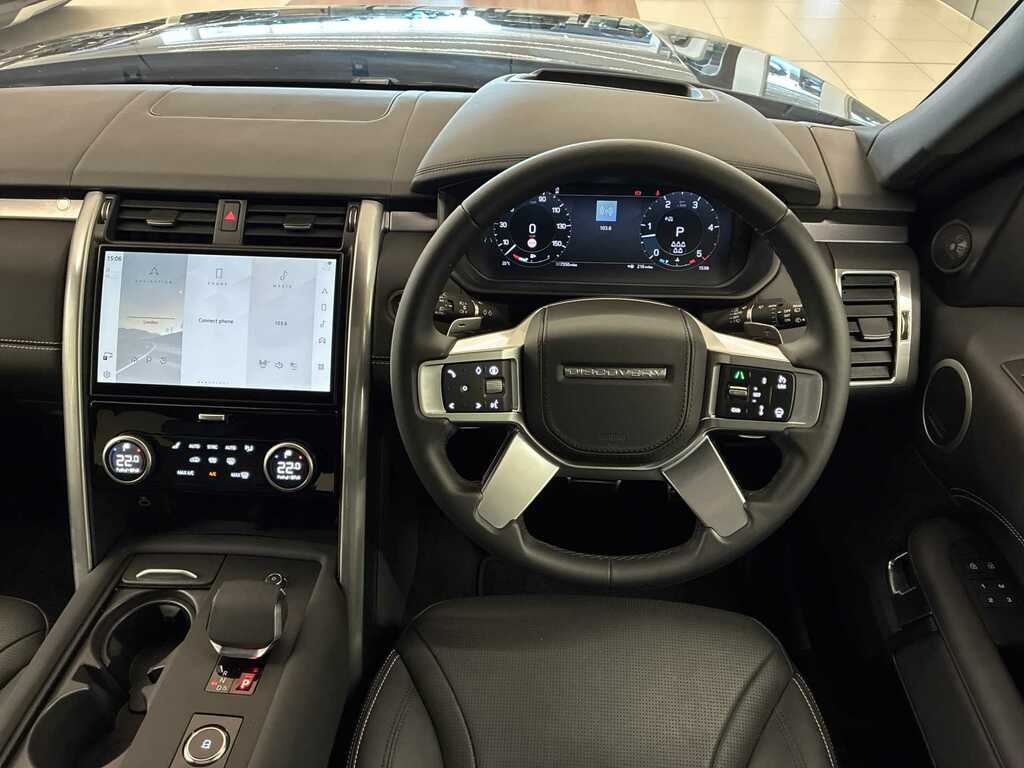 Land Rover Discovery D350 Se Commercial Santorini Black Black #15