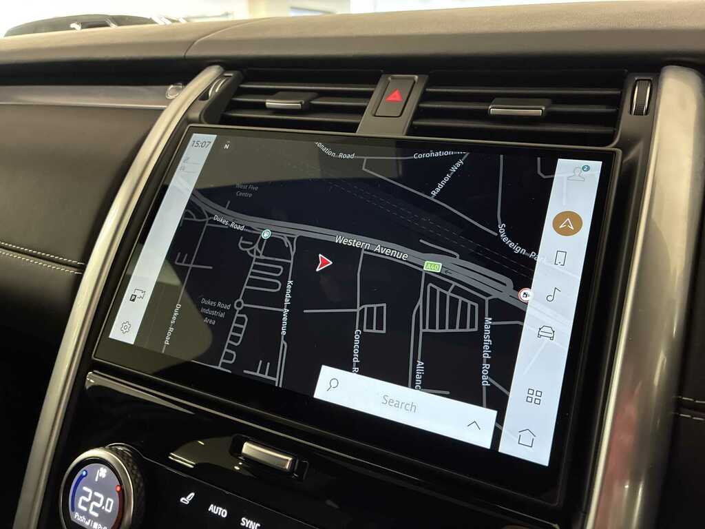 Land Rover Discovery D350 Se Commercial Santorini Black Black #11