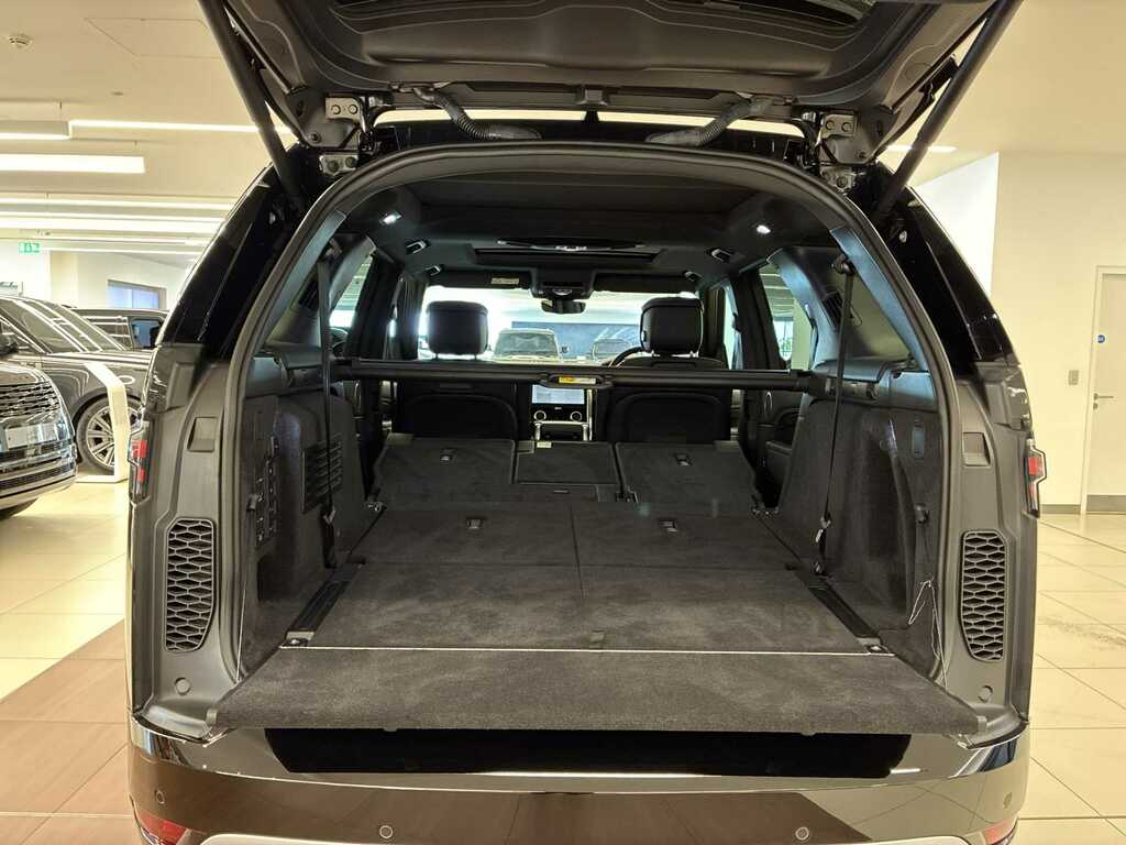 Land Rover Discovery D350 Se Commercial Santorini Black Black #32