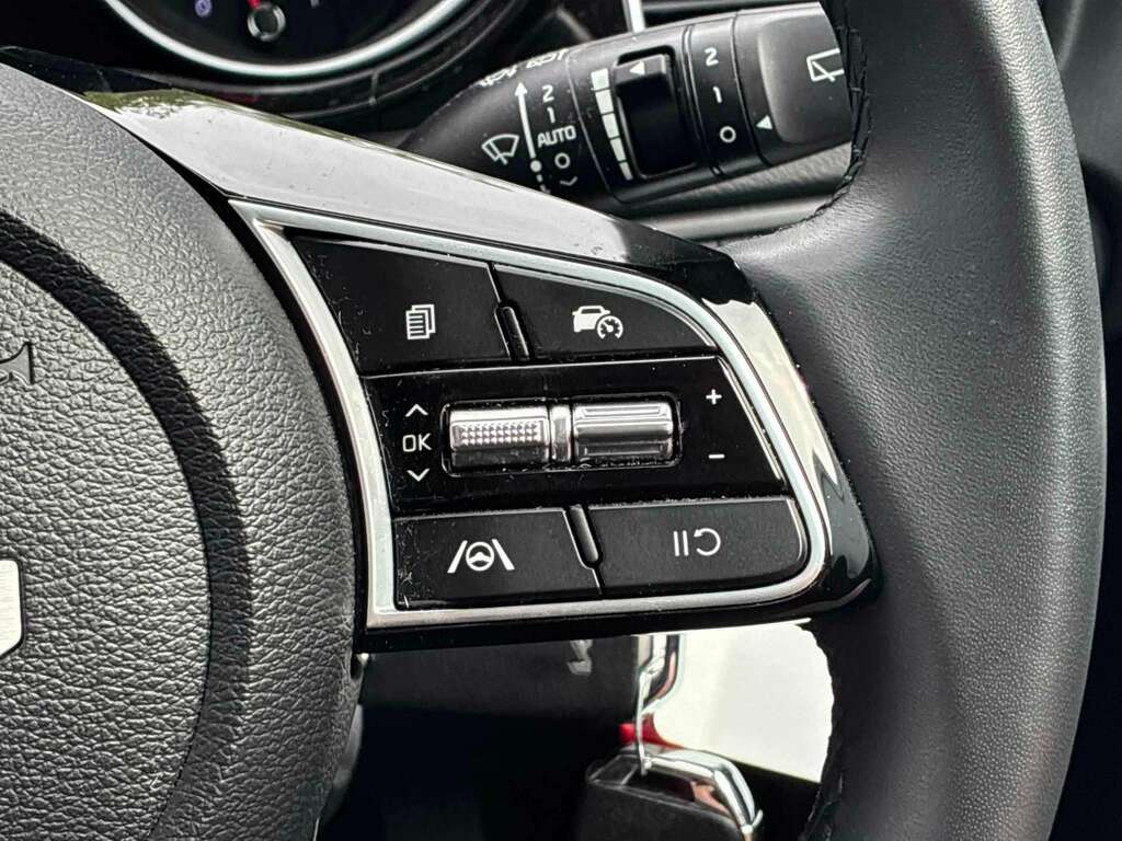 Kia Xceed 1.5 T-gdi 3 Suv Dct Euro 6 Ss 138 B Black #23