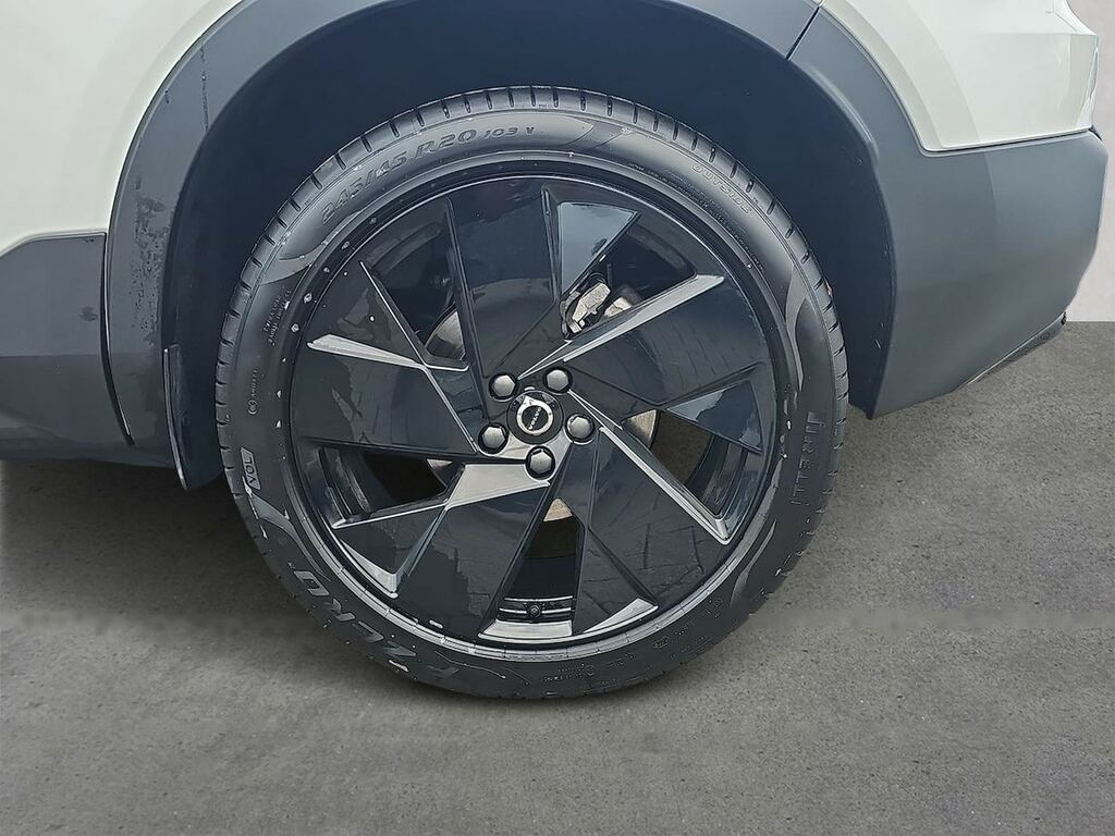 Volvo XC40 2.0 B3p Plus Black Edition White #6