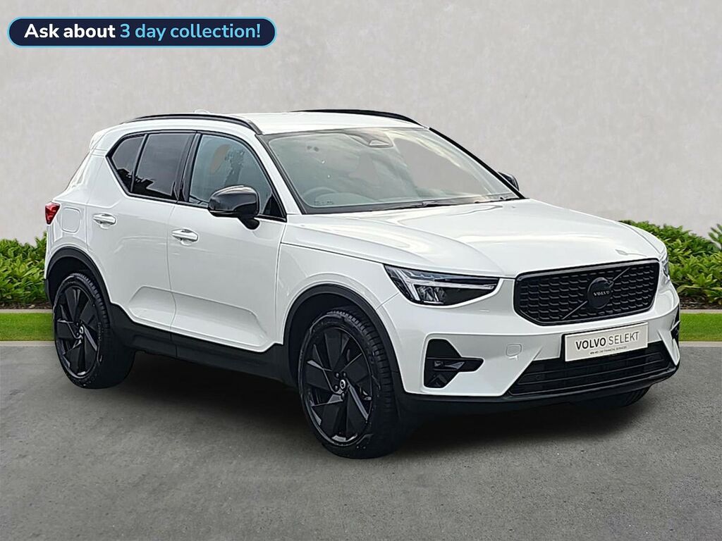 Volvo XC40 2.0 B3p Plus Black Edition White