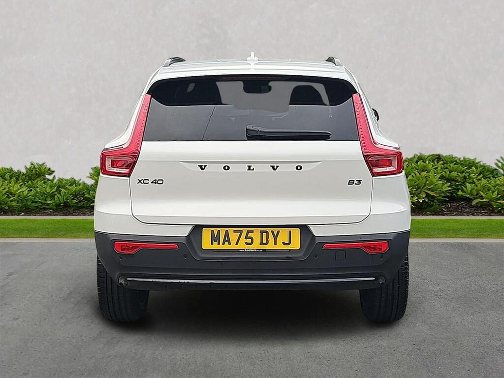 Volvo XC40 2.0 B3p Plus Black Edition White #4