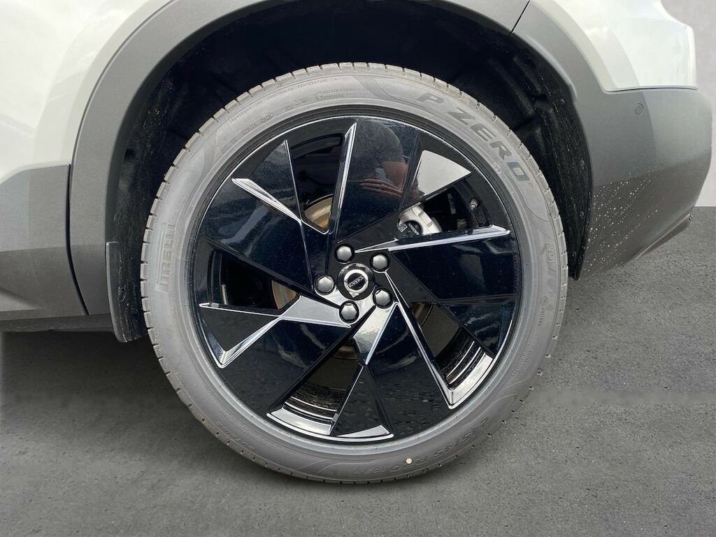 Volvo XC40 2.0 B4p Ultra Black Edition White #6