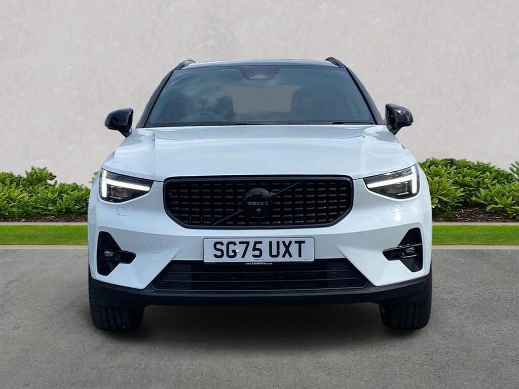 Volvo XC40 2.0 B4p Ultra Black Edition White #5
