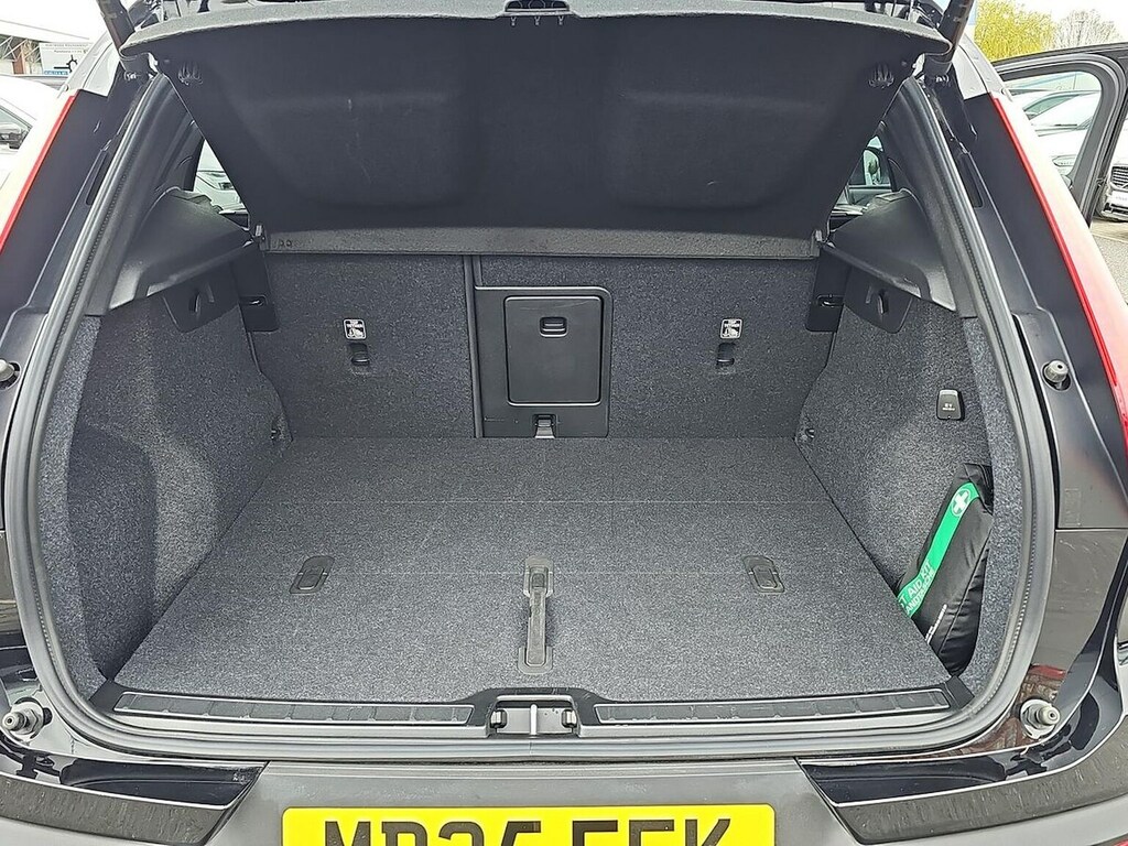 Volvo XC40 Ultra, B3 Mild Hybrid, Dark Grey #17