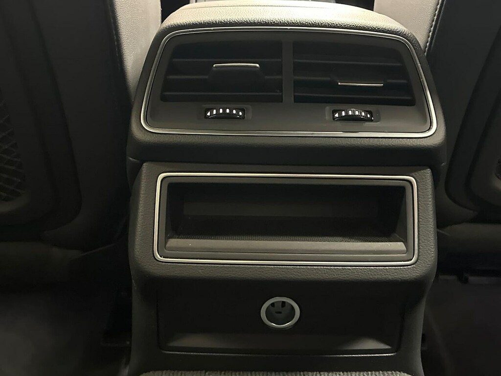 Audi A6 Saloon S Line Black #32