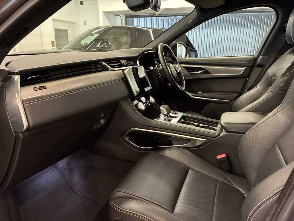 Jaguar F-Pace 2.0 D200 R-dynamic Se Black Awd Grey #3