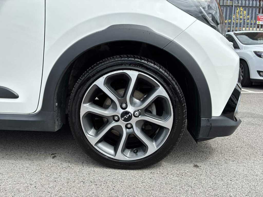 Kia Picanto 1.0 X-line S White #6