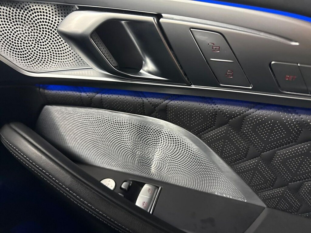 BMW M8 M8 Competition Step #21