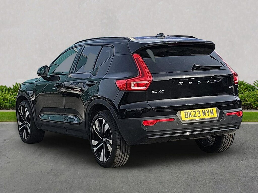 Volvo XC40 Volvo Xc40 Ultimate B4 Mhev Aut Black #2