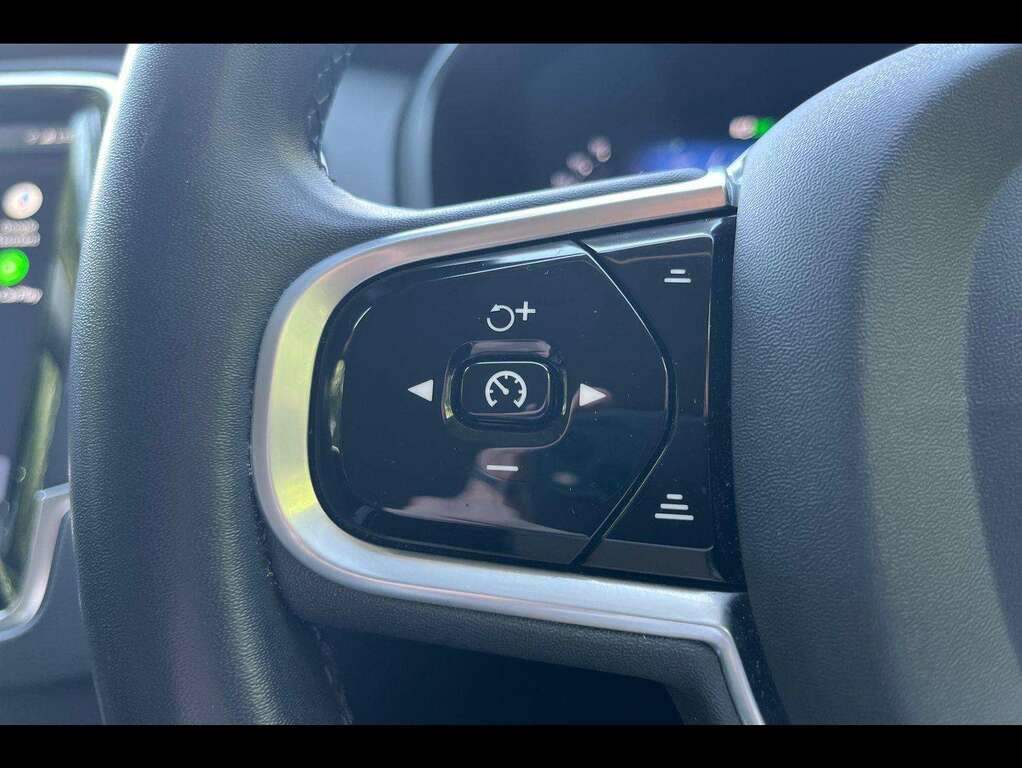 Volvo XC90 2.0 B5 Mhev Momentum Suv Hybrid 4W Black #27