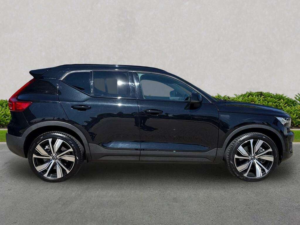 Volvo XC40 170Kw Recharge Pro 69Kwh Black #3