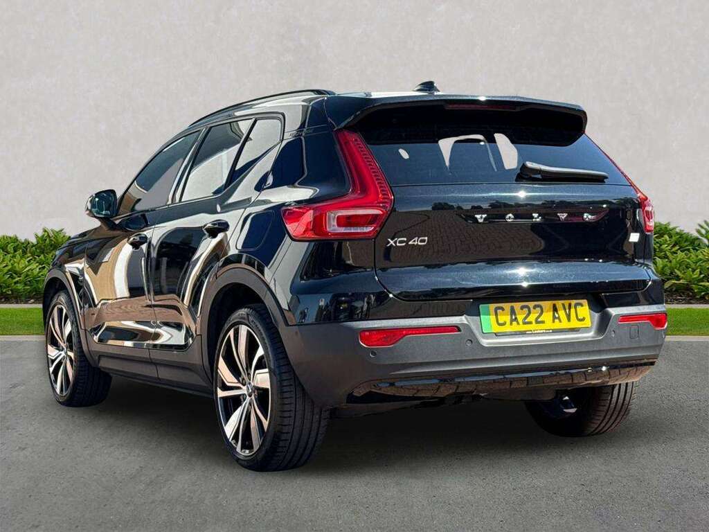 Volvo XC40 170Kw Recharge Pro 69Kwh Black #2