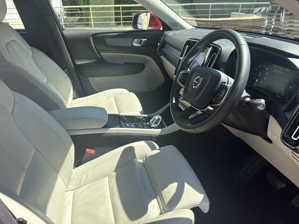 Volvo XC40 1.5H T4 Recharge 10.7Kwh Plus Suv Plug- Red #26