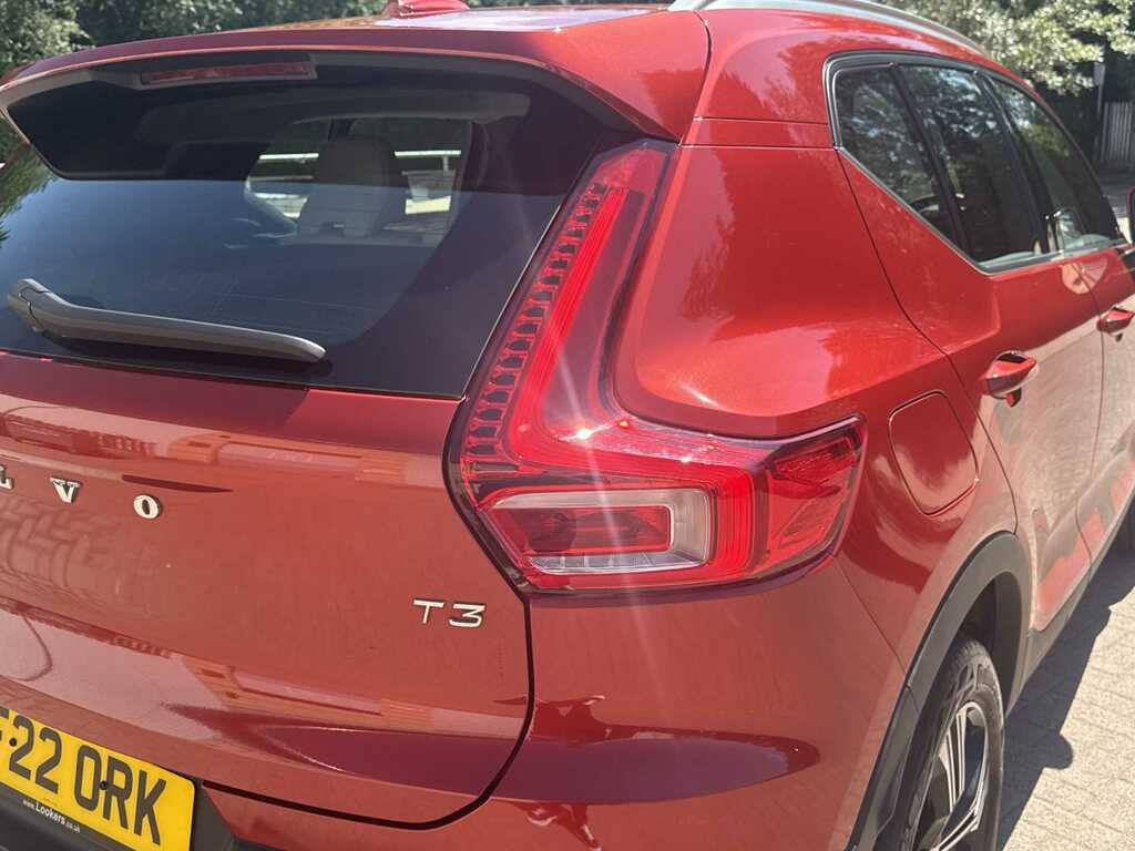 Volvo XC40 1.5H T4 Recharge 10.7Kwh Plus Suv Plug- Red #19