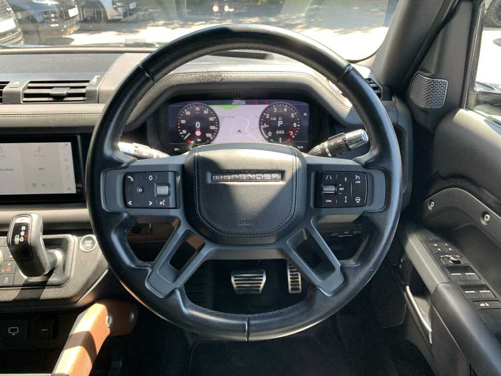 Land Rover Defender 110 P400 X 110 Mhev Black #14