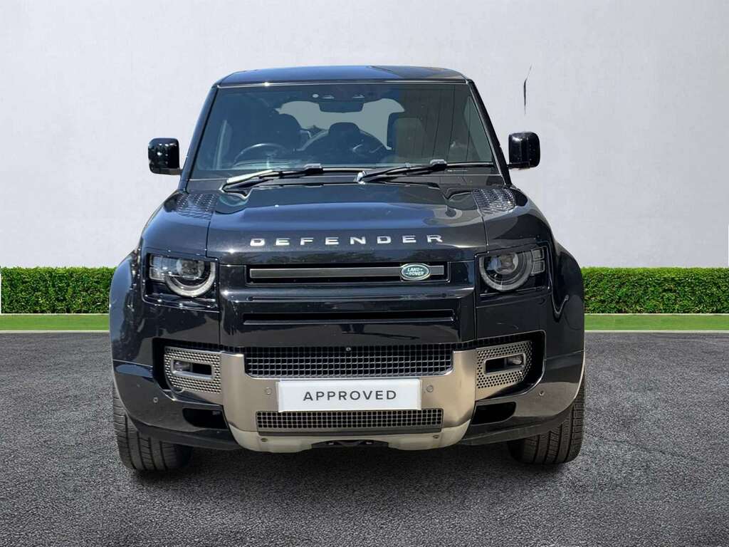 Land Rover Defender 110 P400 X 110 Mhev Black #7