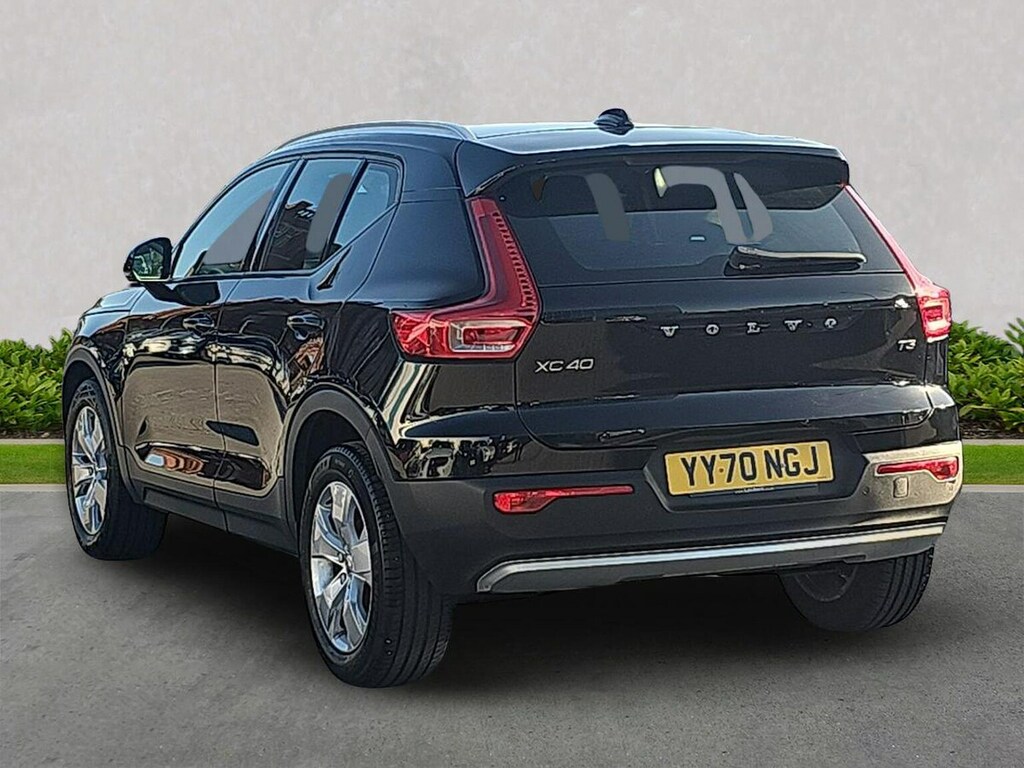 Volvo XC40 Volvo Xc40 Momentum T3 Black #2