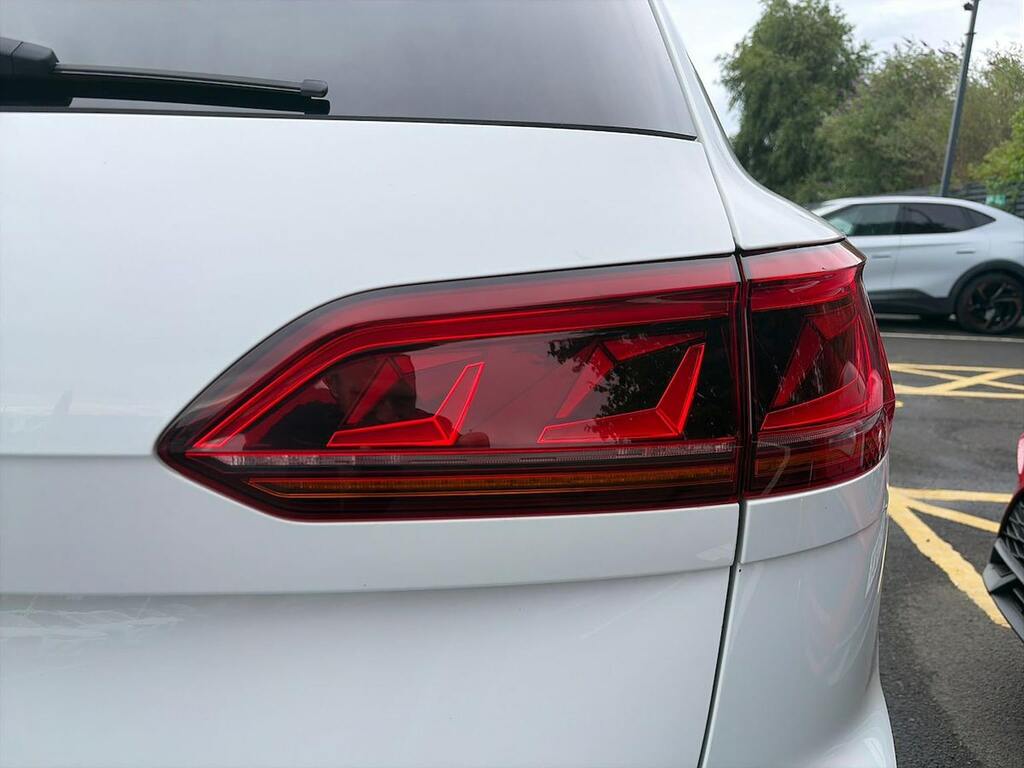 Volkswagen Touareg Black Edition Silver #35