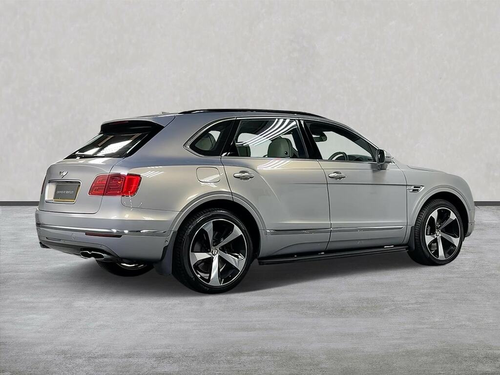 Bentley Bentayga 4.0 V8 Mulliner Driving Spec Silver #4
