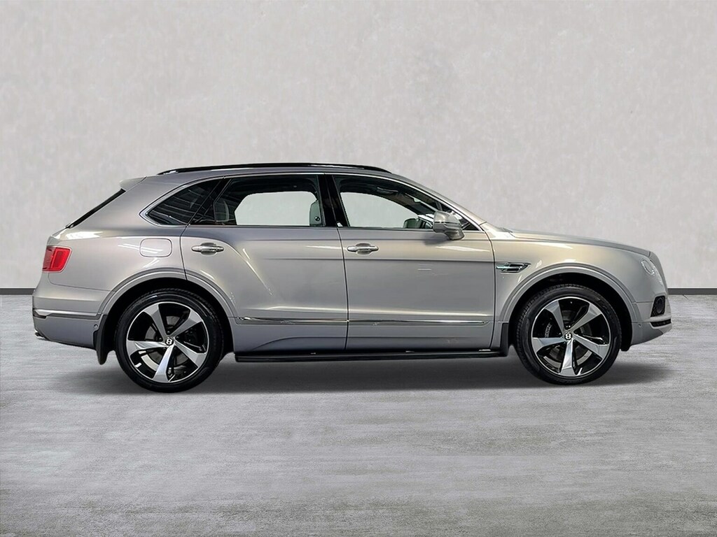 Bentley Bentayga 4.0 V8 Mulliner Driving Spec Silver #3