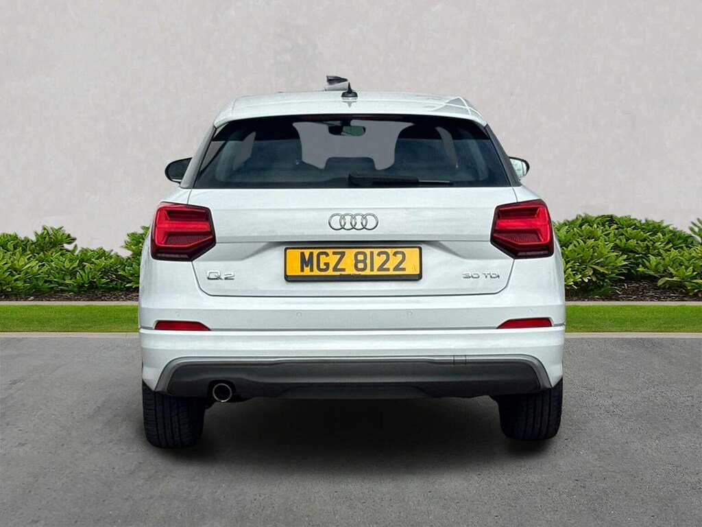 Audi Q2 30 Tdi S Line S Tronic White #4