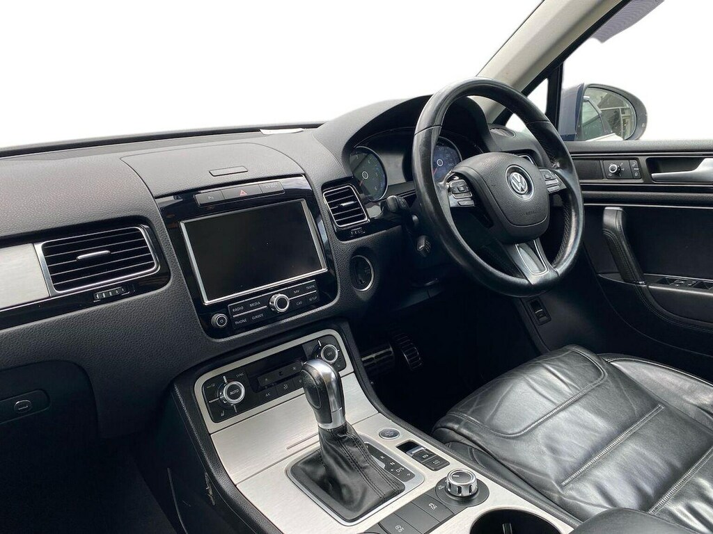 Volkswagen Touareg 3.0 V6 R Line Tdi Bluemotion Technology Black #7