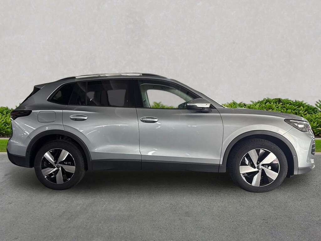 Volkswagen Tiguan 1.5 Etsi 150 Match Dsg LA26ZVF Silver #2
