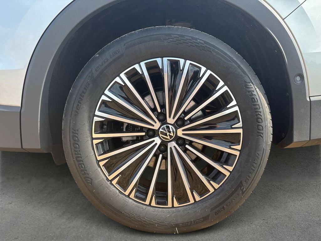 Volkswagen Tiguan 1.5 Etsi 150 Match Dsg LJ26APB Silver #5