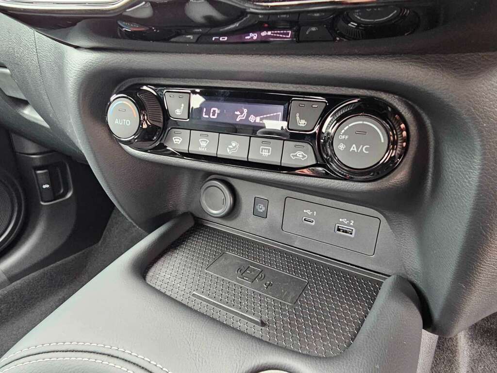 Nissan Juke 1.0 Dig-t Tekna Suv Euro 6 Ss Blue #30