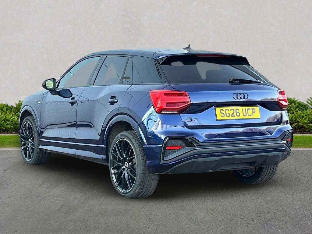 Audi Q2 1.5 Tfsi Cod 35 Black Edition Suv Manua Blue #2