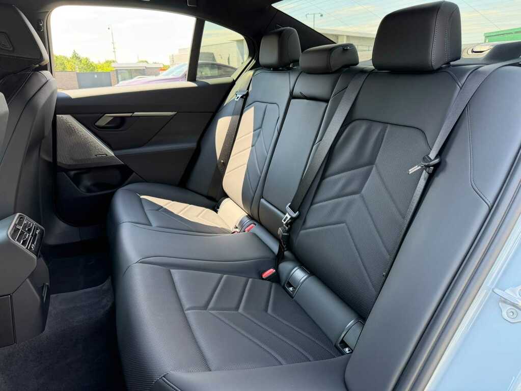 BMW 5 Series 530E M Sport Pro Black #16