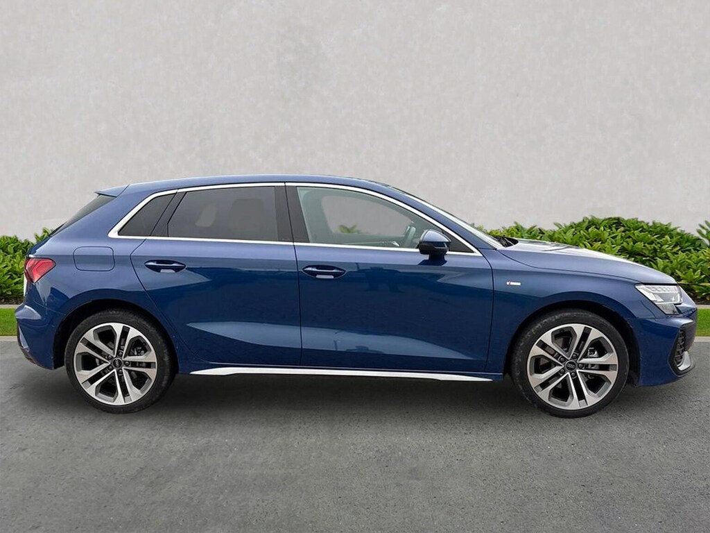 Audi A3 1.5 Tfsie S Line Sportback Plug-in Hybr SF26XCY Blue #3
