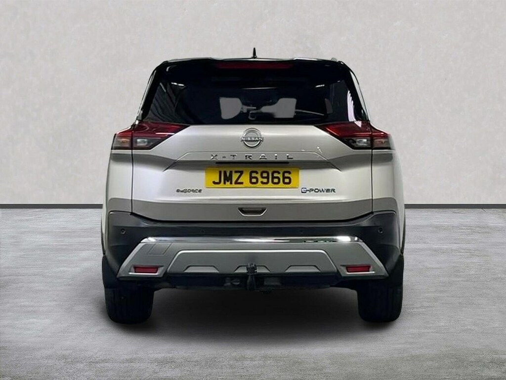 Nissan X-Trail 1.5 E-power E-4orce 213 Tekna 7 Seat #4