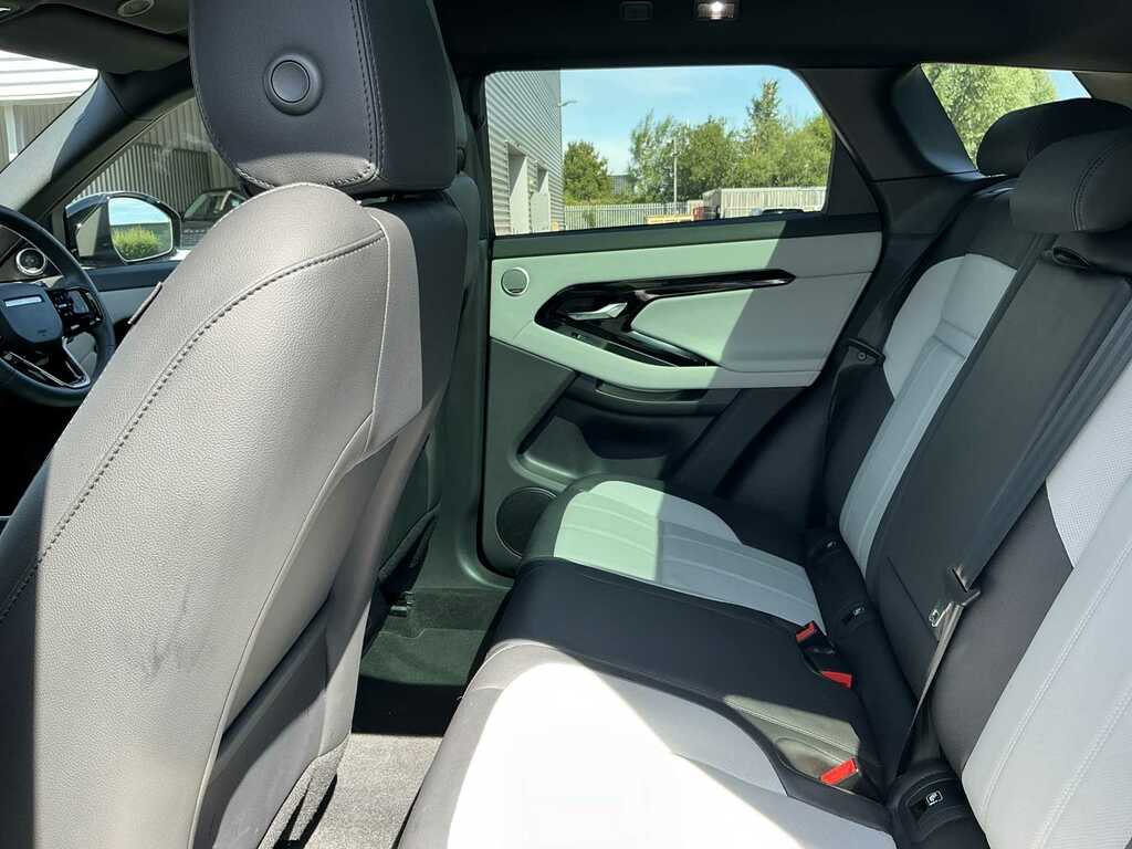 Land Rover Range Rover Evoque 2.0 D200 Edition Silver #4