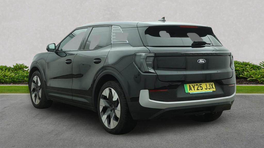 Ford Explorer Extended Range 77Kwh Premium Suv AY25JJX Black #3