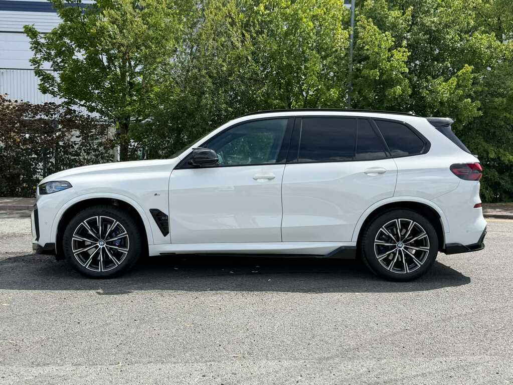 BMW X5 Xdrive40d Mht M Sport White #4