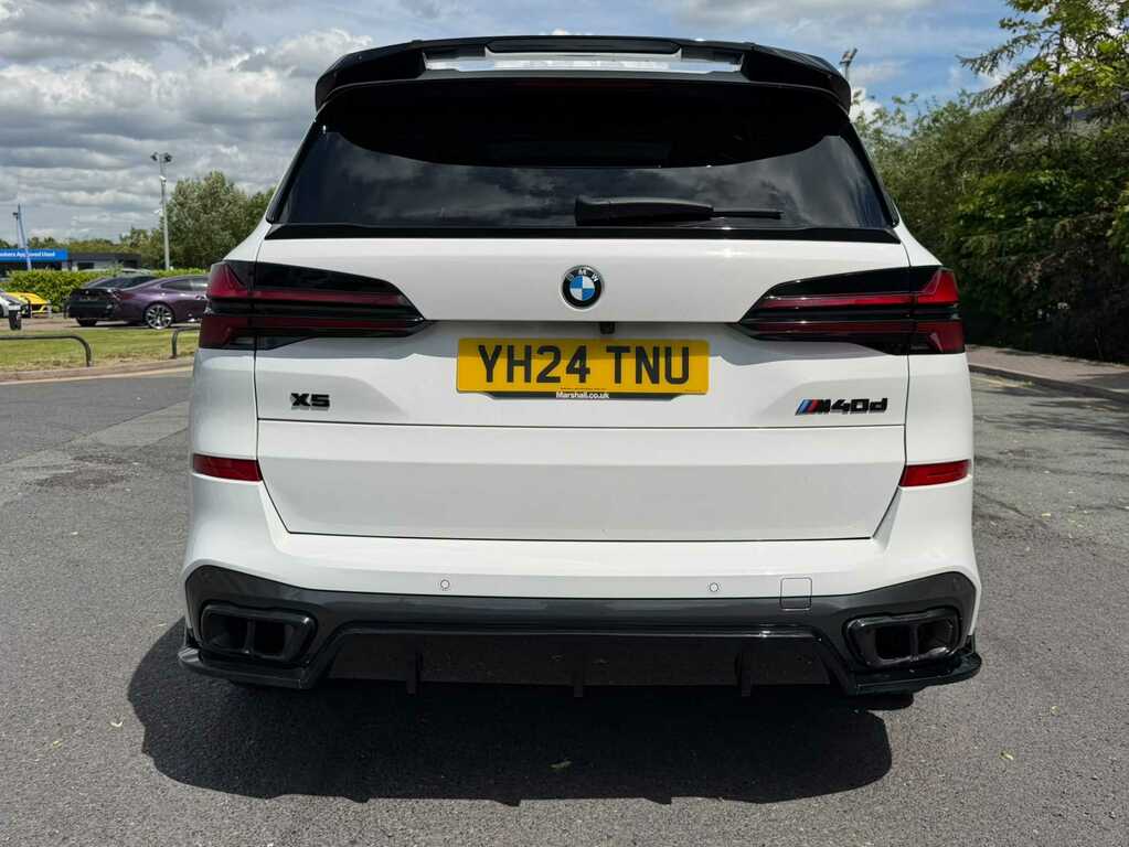 BMW X5 Xdrive40d Mht M Sport White #6