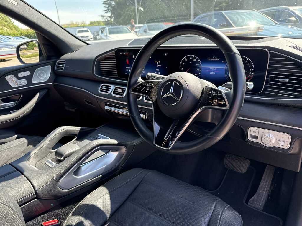 Mercedes-Benz GLE Class Gle300dh Mhev Amg Line Black #24