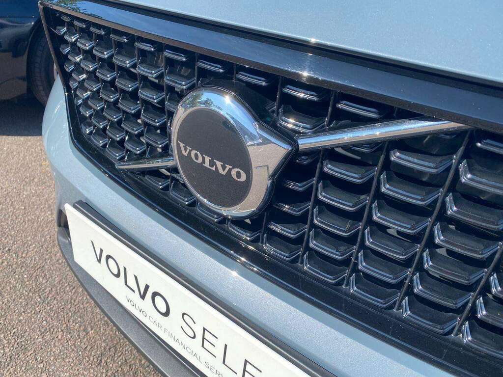 Volvo XC40 Recharge Ultimate, T5 Plug-in Hybrid, Black #32
