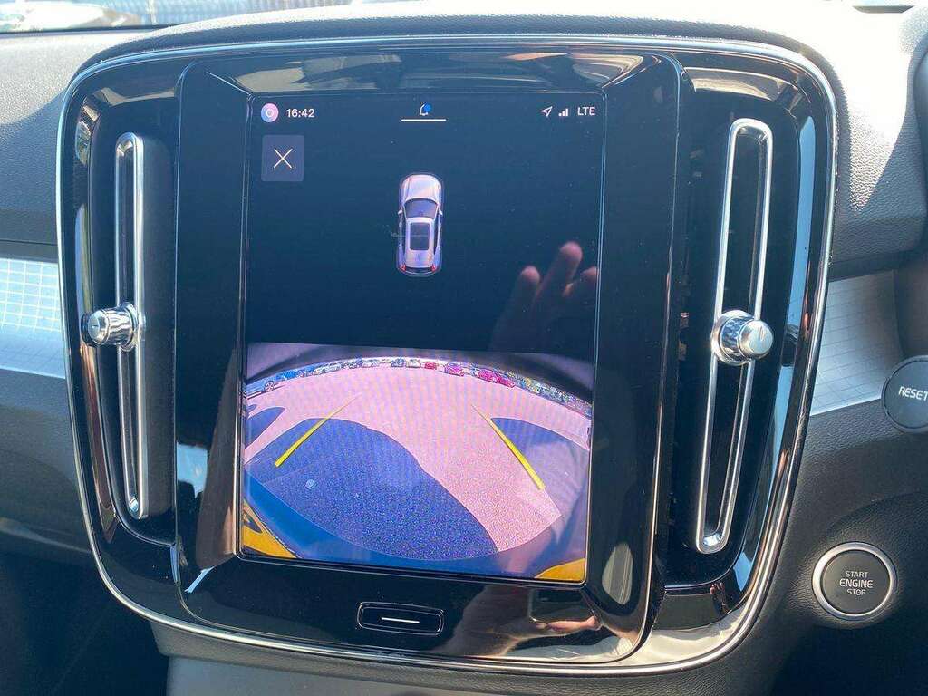 Volvo XC40 Recharge Ultimate, T5 Plug-in Hybrid, Black #23