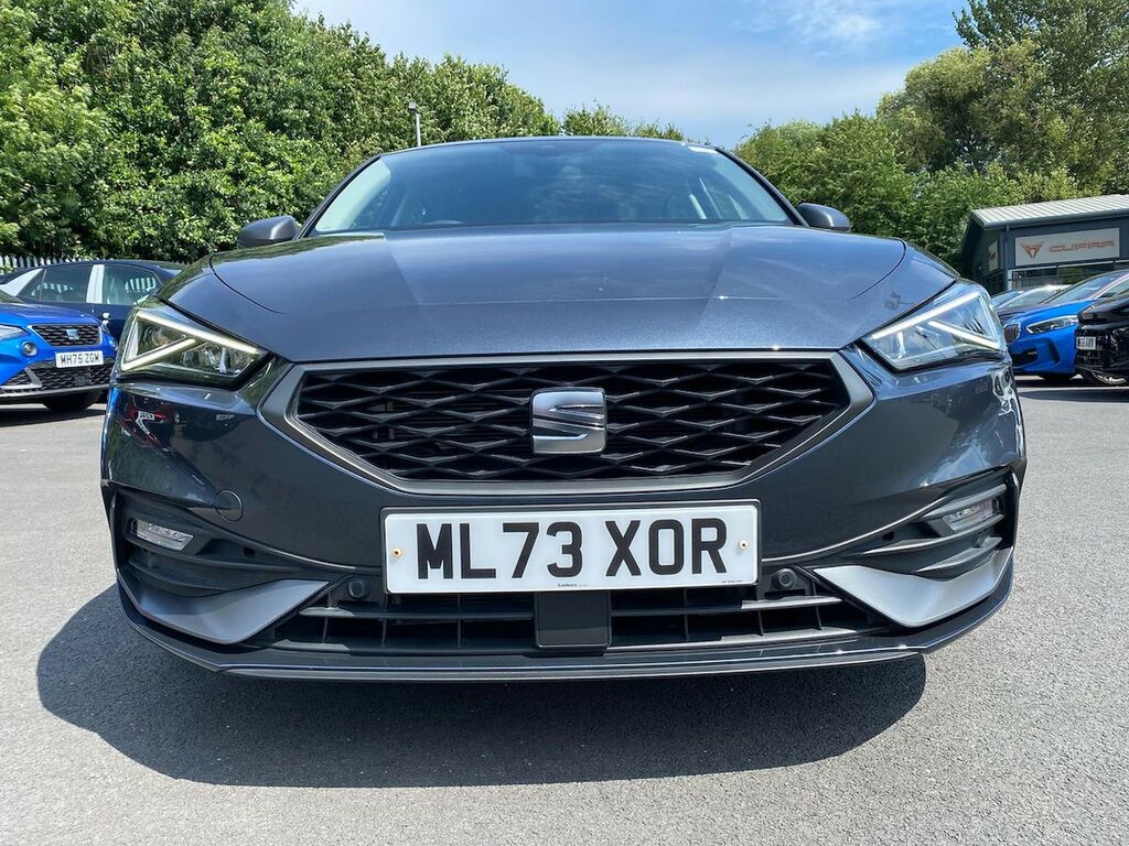 Seat Leon 1.5 Etsi Mhev Fr Estate Hybrid Dsg Euro Black #39