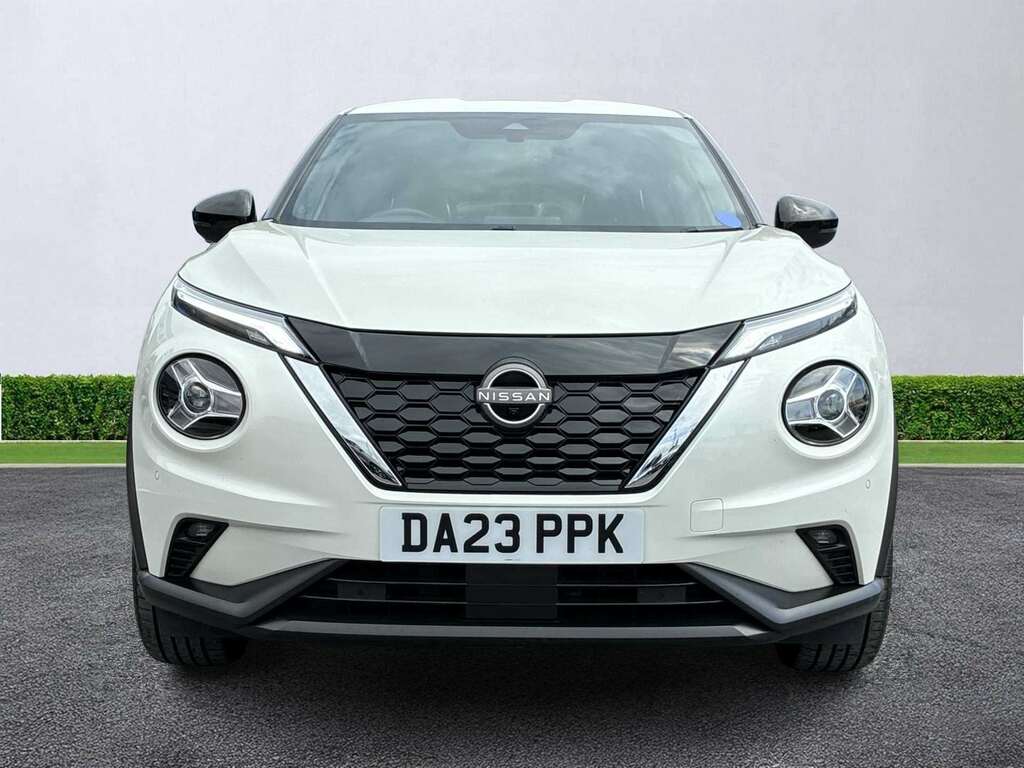 Nissan Juke 1.6 Hybrid Tekna White #5